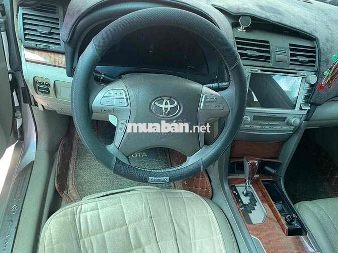 Toyota Camry 2010 2.4G - 100000 km