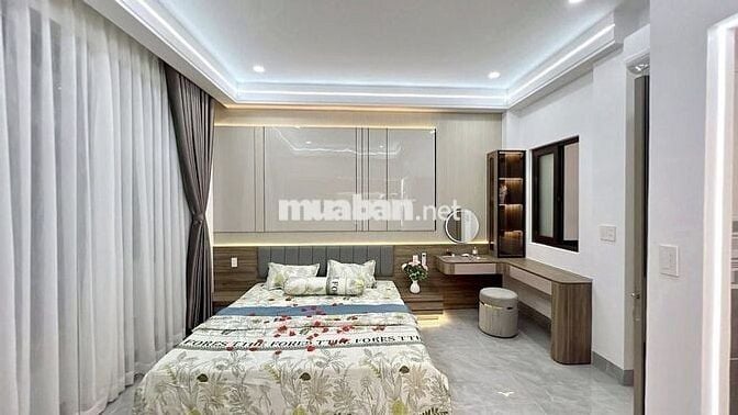 NHÀ PHỐ THIẾT KẾ 3 TẦNG, CÓ SÂN THƯỢNG 4PN, 4WC. HXH, VỈA HÈ, CÂY XANH