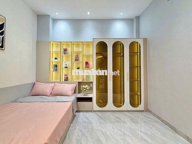 Bán nhà 2 tầng hẻm xe hơi, Q.Gò Vấp DT: 4x15m, giá chỉ 6.9 tỷ, ở ngay