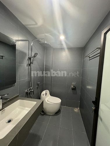 Nhà Mới 5Tầng-Thang Máy-Phố Võ Thị Sáu-Gần Hồ & Công Viên-DT67m2-12Tỷ6