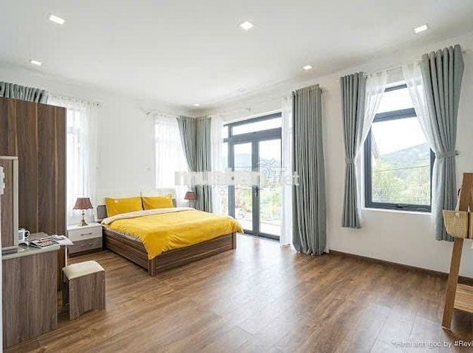 Villa sang trọng mặt tiền đường An Sơn  P.4, Đà Lạt. Diện tích 212m²