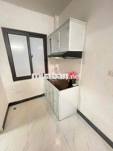 NHÀ ĐẸP - SẠCH SẼ THIẾT KẾ CHỈN CHU ngay gần Hô Văn Quán, cạnh TK