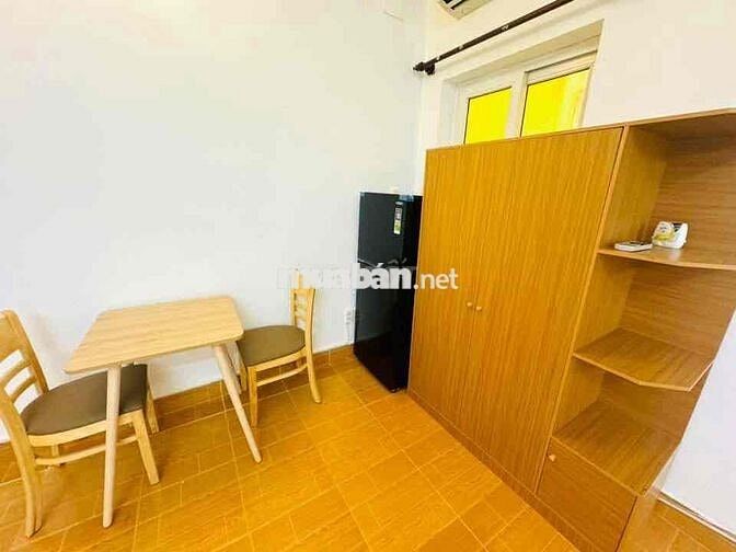 Cho Thuê Phòng Sát Sân Bay Nội Thất đầy đủ, có thang máy