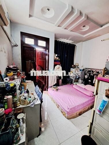 Nhà 3 tầng, 3Pn đường 7m . Tân kỳ tân quý. Kế bên aeon.