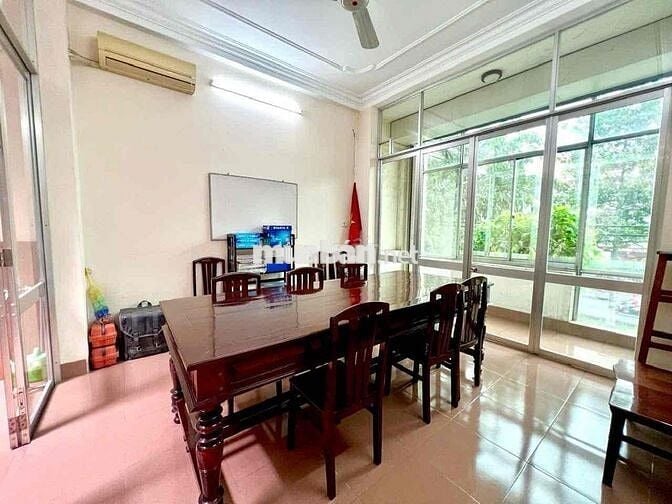 Cho thuê Mt Đồng Khởi P. Tam Hiệp, Biên Hoà! ngang 8,4m DTSD 600m2