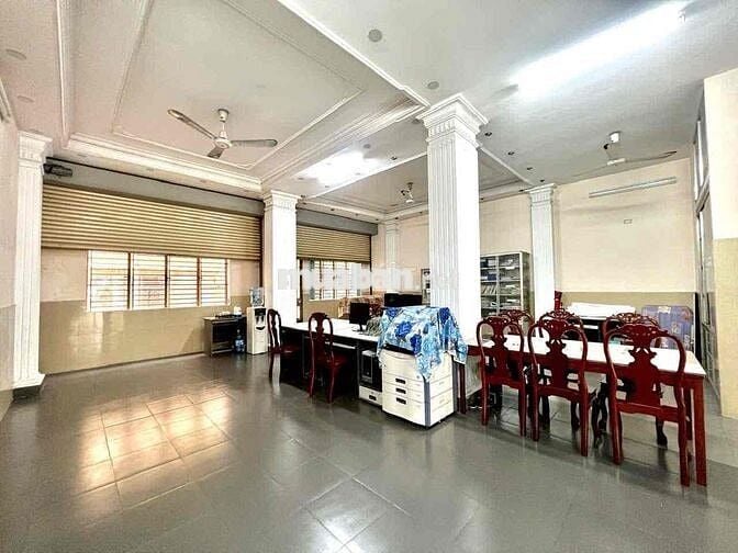 Cho thuê Mt Đồng Khởi P. Tam Hiệp, Biên Hoà! ngang 8,4m DTSD 600m2