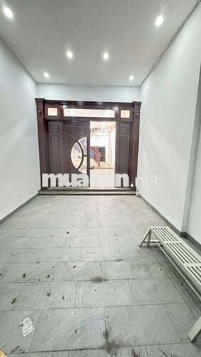 NHÀ HẺM QUANG TRUNG 2 TẦNG LẦU DT THUÊ RỘNG 4X28