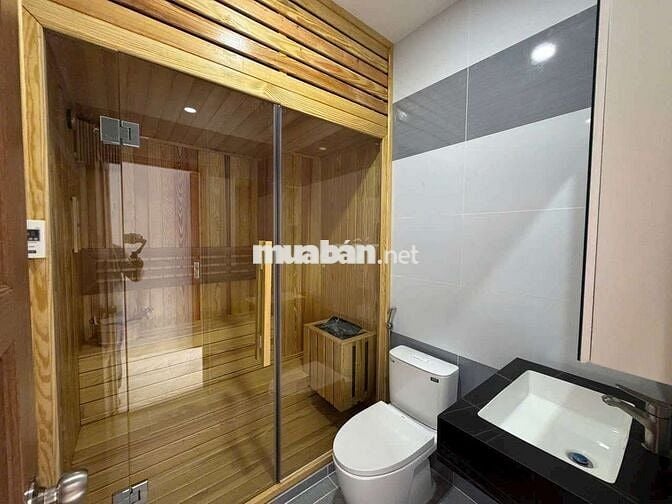 Nhà đẹp y như 4 x 22 có 6pn 7wc sân thượng full nội thất cao cấp