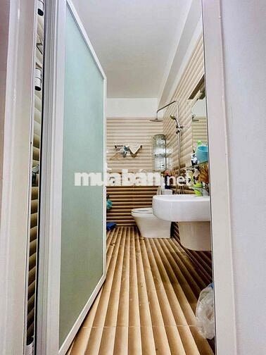 CHÍNH CHỦ CHO THUÊ NHÀ NGUYÊN CĂN NGAY EMART PHAN HUY ÍCH 1 trệt 3 lâu