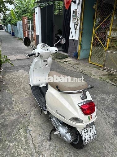 nhà dư xe cần bán xe vespa đời 2011 biển thủ đức