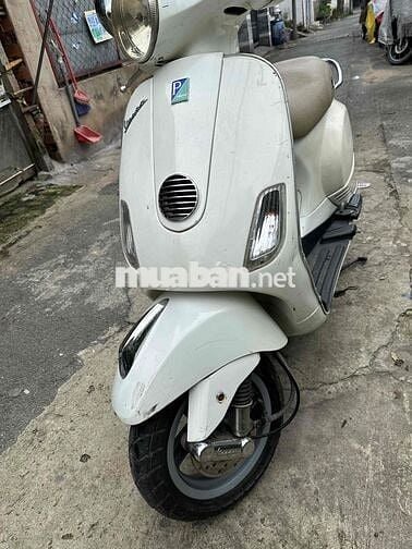 nhà dư xe cần bán xe vespa đời 2011 biển thủ đức
