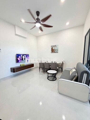 Cho thuê căn hộ 1 phòng ngủ mới keng ngay Khuê Mỹ