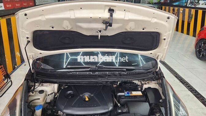 Kia Rondo dklb 2016, số tự động, xe gia đình