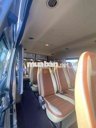 Ford Transit 2016 xe đưa đón học sinh