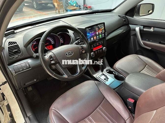 Kia Sorento 2012 GAT 2WD 2.4 - 124000 km