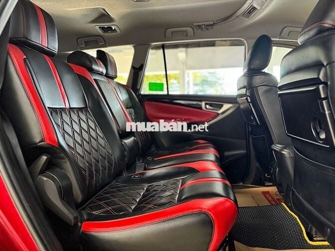 Innova Venturer 2020 - 63.270 km - Giá Còn Giảm