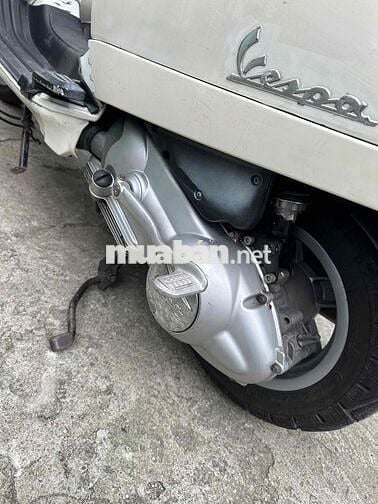 nhà dư xe cần bán xe vespa đời 2011 biển thủ đức