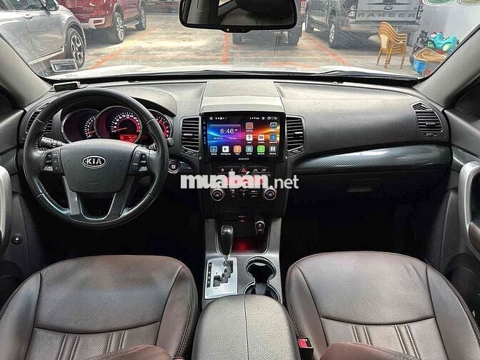 Kia Sorento 2012 GAT 2WD 2.4 - 124000 km