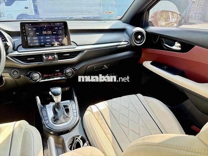 Kia Cerato 2020 2.0 AT Premium