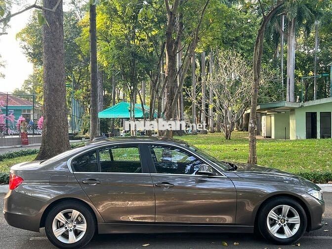 BMW SERI 320i.đời 2014.nhập đức.động cơ 2.0L