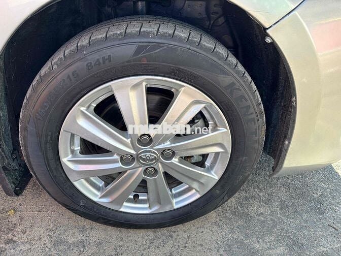 Toyota Vios 2017 - 100000 km