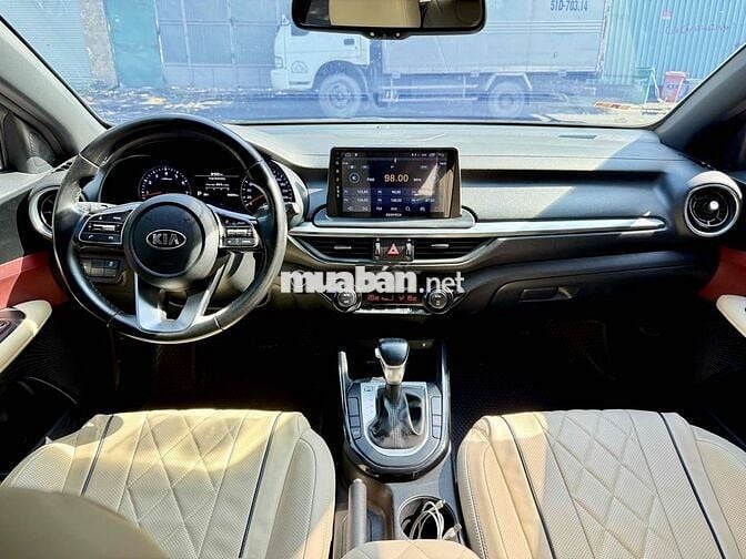 Kia Cerato 2020 2.0 AT Premium