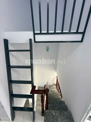 Chủ bể nợ cần bán nhà 1t1l(4x10)3pn 2nvs Hóc Môn Nguyễn Văn Bứa