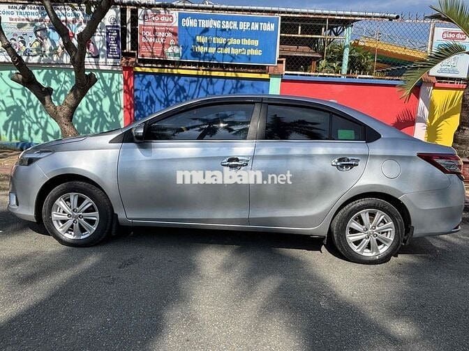 Toyota Vios 2017 - 100000 km