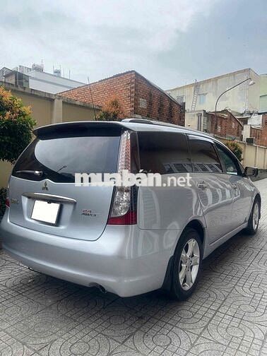Mitsubishi Grandis 2009 2.4 Mivec - 138000 km