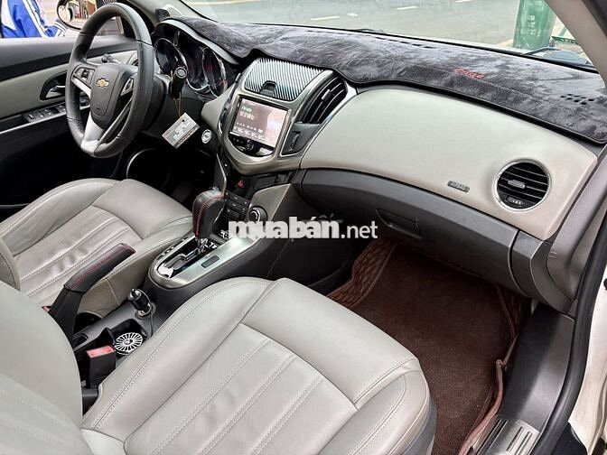 Chevrolet Cruze 2016 LTZ 1.8 AT - 79000 km