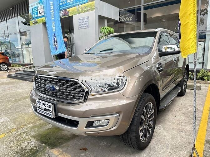 Ford Everest Titanium 2020 bảo hành 2026 vay 75%