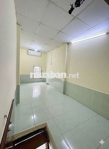 Nhà Bán Siêu Hiếm! Nhà 2 Lầu Âu Cơ Trung Tâm Tân Bình Chỉ 1.8 Tỷ