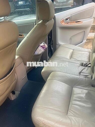 Toyota Innova 2008 G - 18000 km