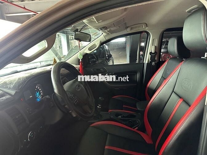 Ford Ranger XLS 2022 Bảo hành 2026 Vay 75%