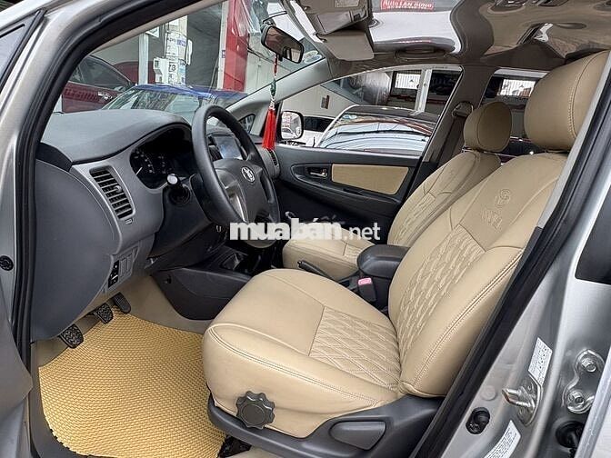 Toyota Innova 2014 2.0E - 132000 km