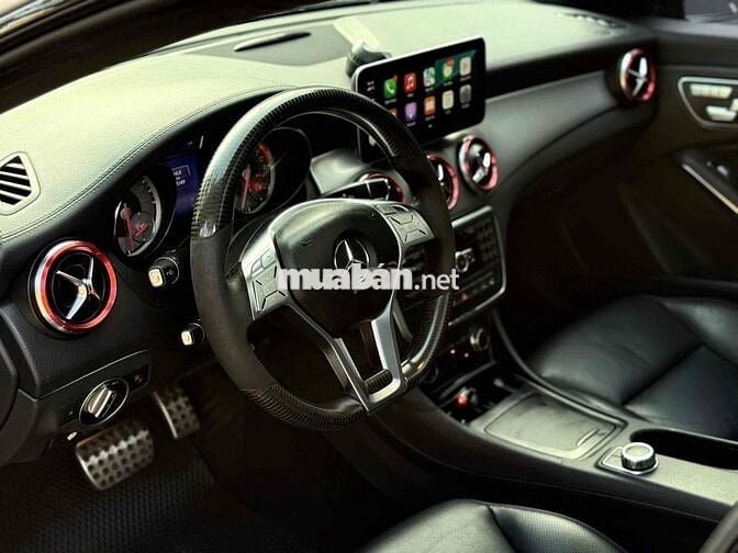 Mercedes Benz CLA 250 4matic model 2015