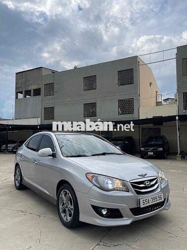 Hyundai Avante 2014 1.6 AT - 92000 km