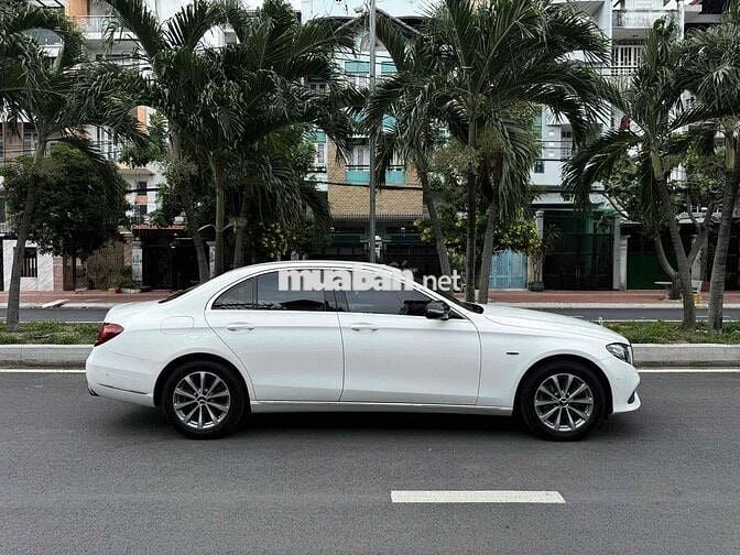 Mercedes Benz E 200 Pre-FL model 2020