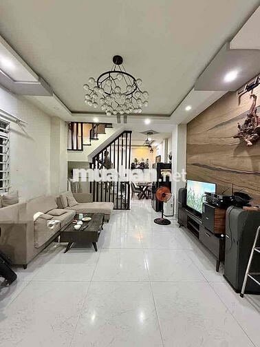 VIP TRƯƠNG QUỐC DUNG PN.4 TẦNG ĐÚC MẶT TIỀN.NGANG 4,5M VUÔNG VỨC. 10,X