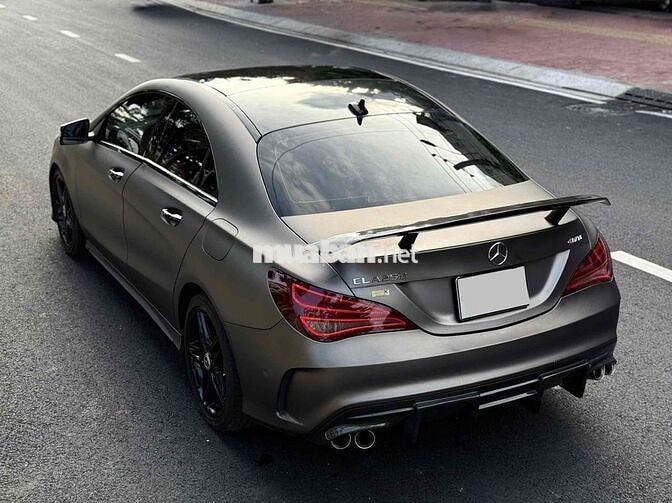 Mercedes Benz CLA 250 4matic model 2015