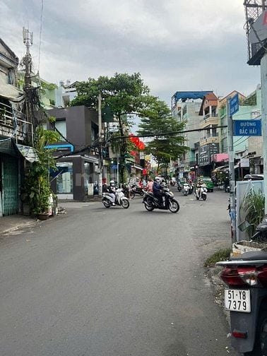 MT khu Bắc Hải NGANG LỚN 4,8m. CTXD 5 tầng. Sát căn góc chỉ 16,5T