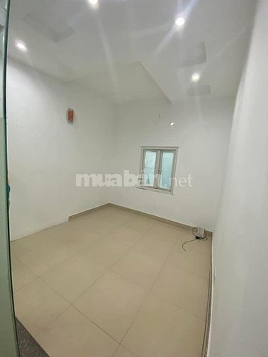 Phòng trọ hẻm lớn Lê Văn Sỹ, Tân Bình