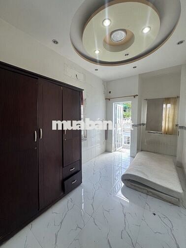 BÁN NHÀ HOÀI THANH P14 Q8 - HẺM XE HƠI  - 4 TẦNG 3PN 4WC - NHỈNH 4 TỶ.