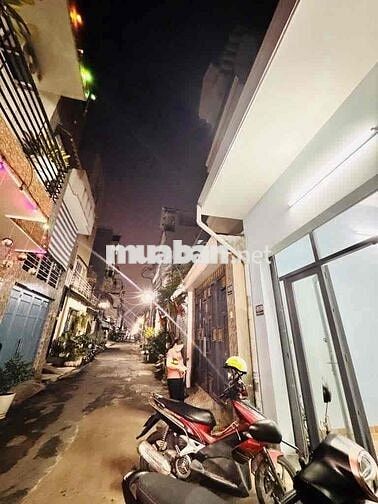 Cho Thuê Nhà Hẻm Xe Hơi Phạm Văn Bạch, Phường 15, Quận Tân Bình