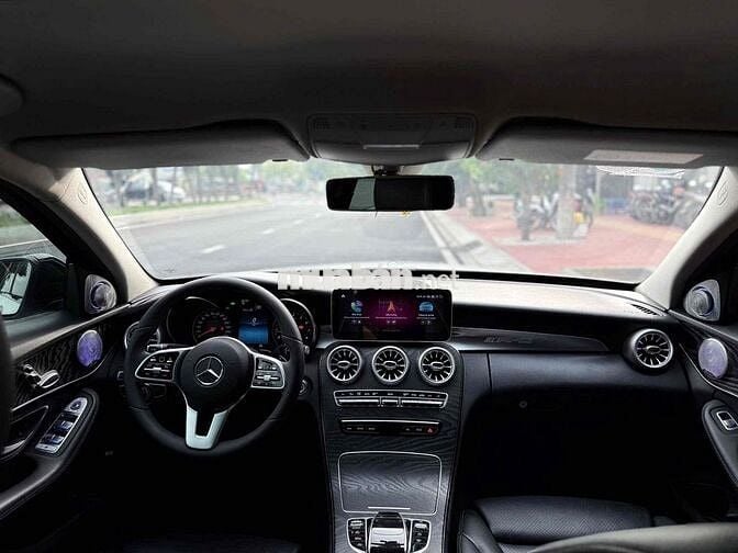 Mercedes Benz C200 up C300 model 2019