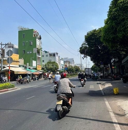 BÁN GẤP ĐẤT MẶT PHỐ LẠC LONG QUÂN, 2 THOÁNG, 170M2, MT 6M, 88 TỶ