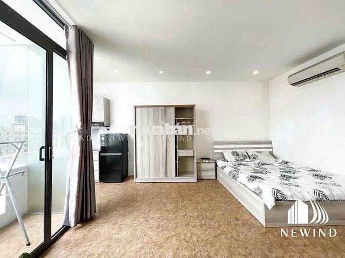 Cho thuê  CHDV 30m2 full nội thất bancol ngay mặt tiền Nguyễn Thị Thập