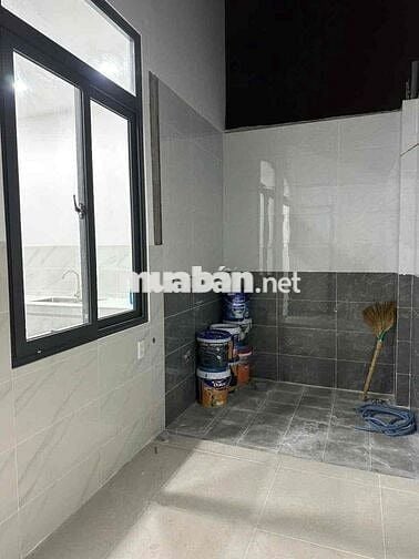 Nhà nguyên căn mới xây 4PN nằm giữa ĐH Tôn Đức Thắng, RMIT, ĐH Mở