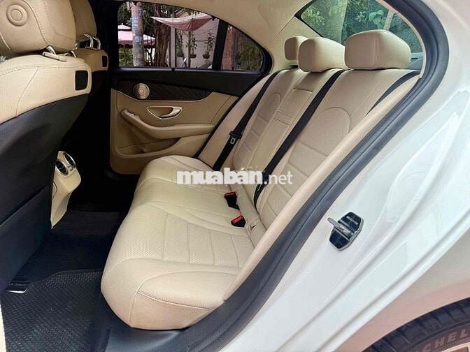 Mercedes Benz C200 FL model 2020