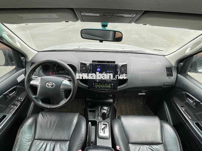 Toyota Fortuner 2014 2.7V 4x4 - 120000 km